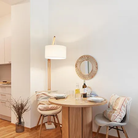 Days - - Balcony - Next To Vysehrad Castle Прага